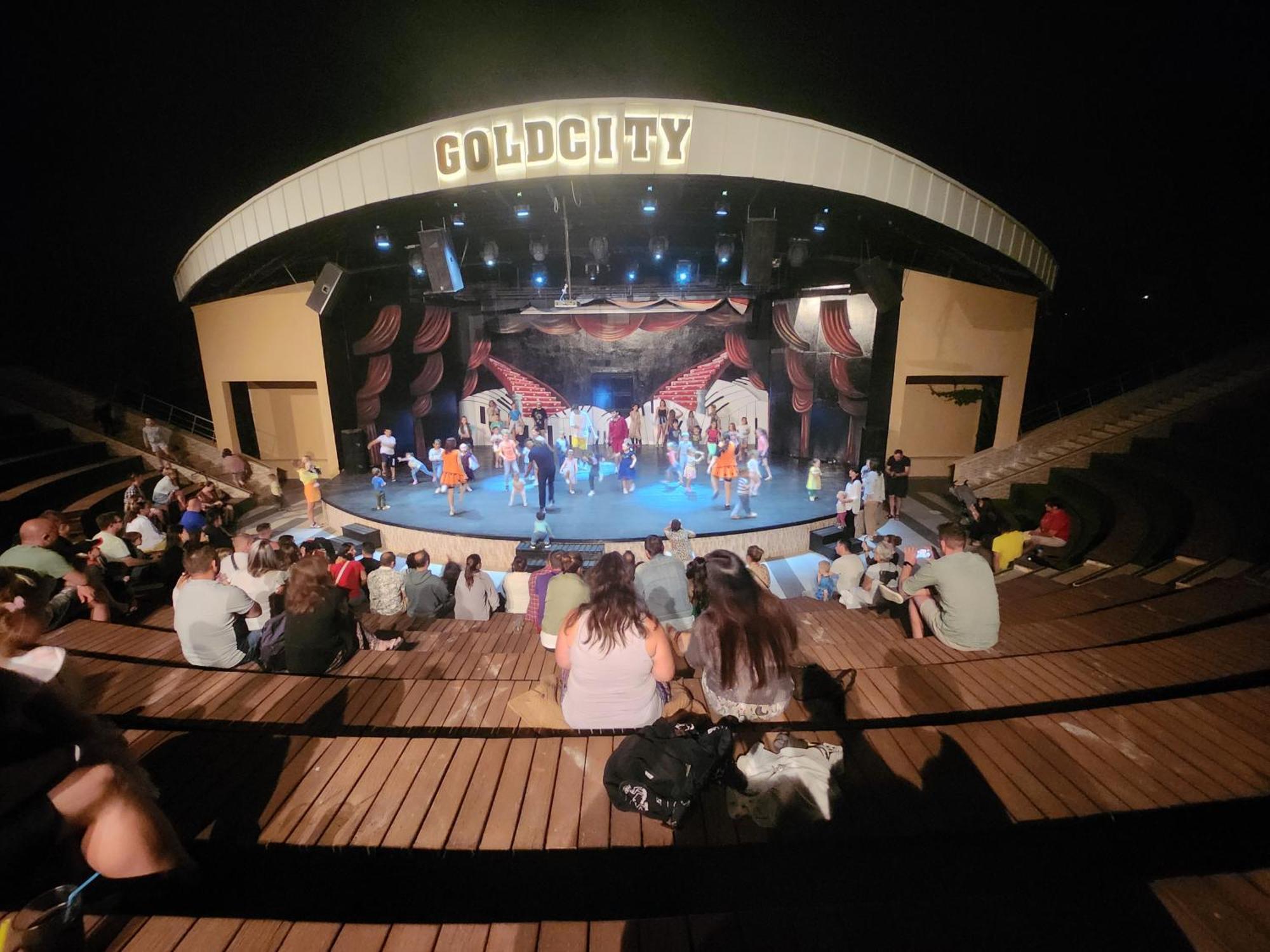 Luxery Suite Goldcity Gold City อลันยา ภายนอก รูปภาพ